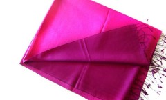 Wholesaler and Supplier of party wear silk scarf, Indian scarves, kashmiri silk scarves, embroidery silk scarves, silk jackets, Silk Stoles,